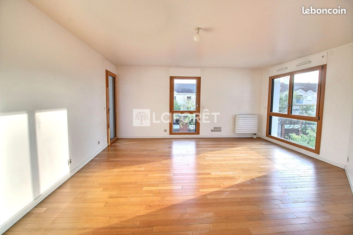 Appartement a louer rueil-malmaison - 4 pièce(s) - 105 m2 - Surfyn