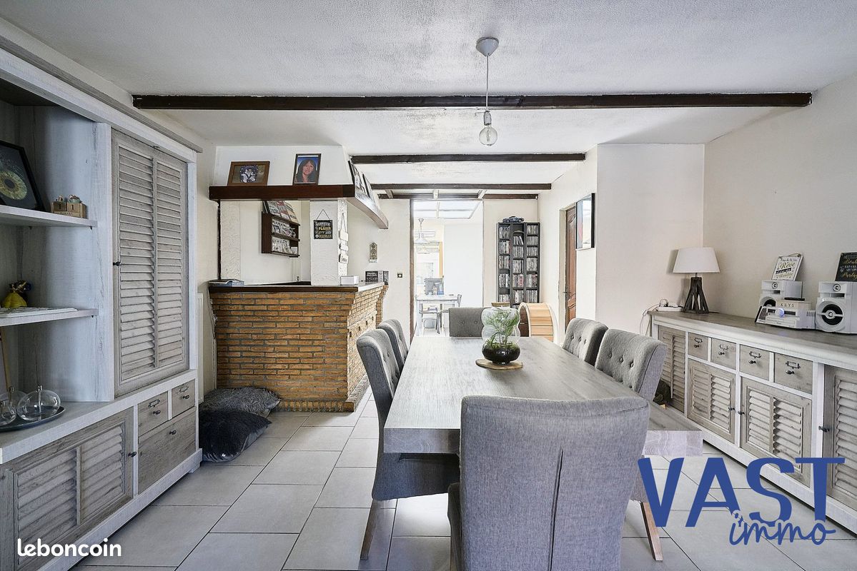 Maison 4 pièces 134 m² · à Tourcoing · 134 m² · 190 000 €