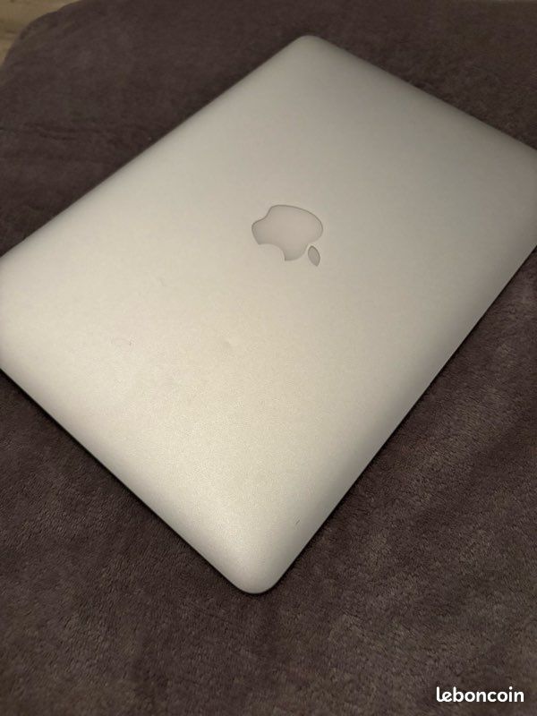 MacBook Air 2017 (image 8)