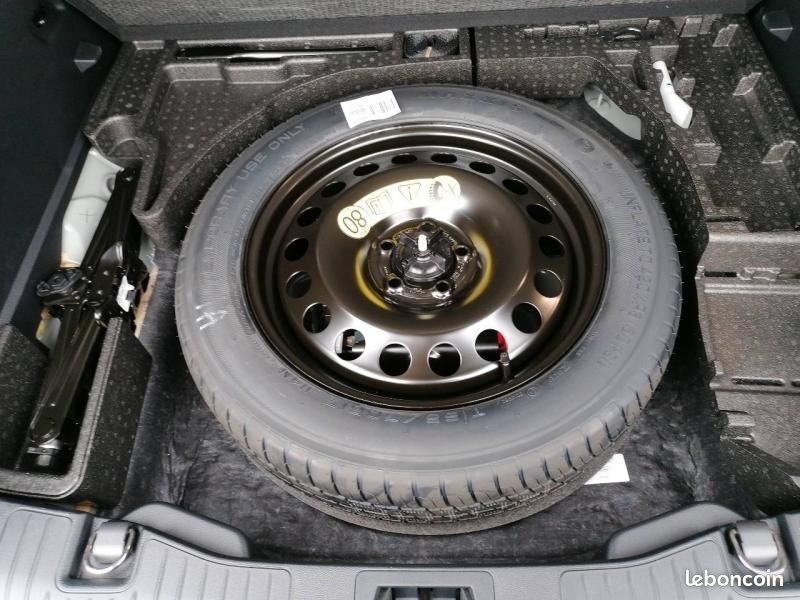Ford Kuga 2.5 Duratec 180ch Hybrid FlexiFuel ST-Line Powershift (image 12)
