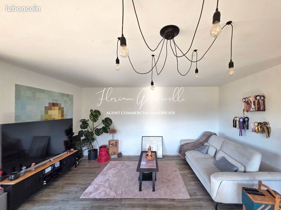 Maison 3 pièces 95 m² · à Aléria · 95 m² · 315 000 €
