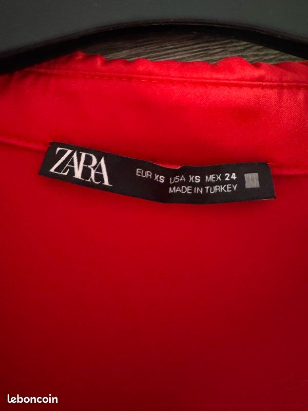 Chemisier rouge Zara taille XS (image 3)