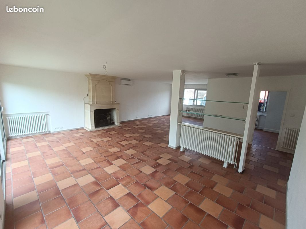 Appartement 3 pièces 120 m² · à Périgueux · 120 m² · 150 000 €