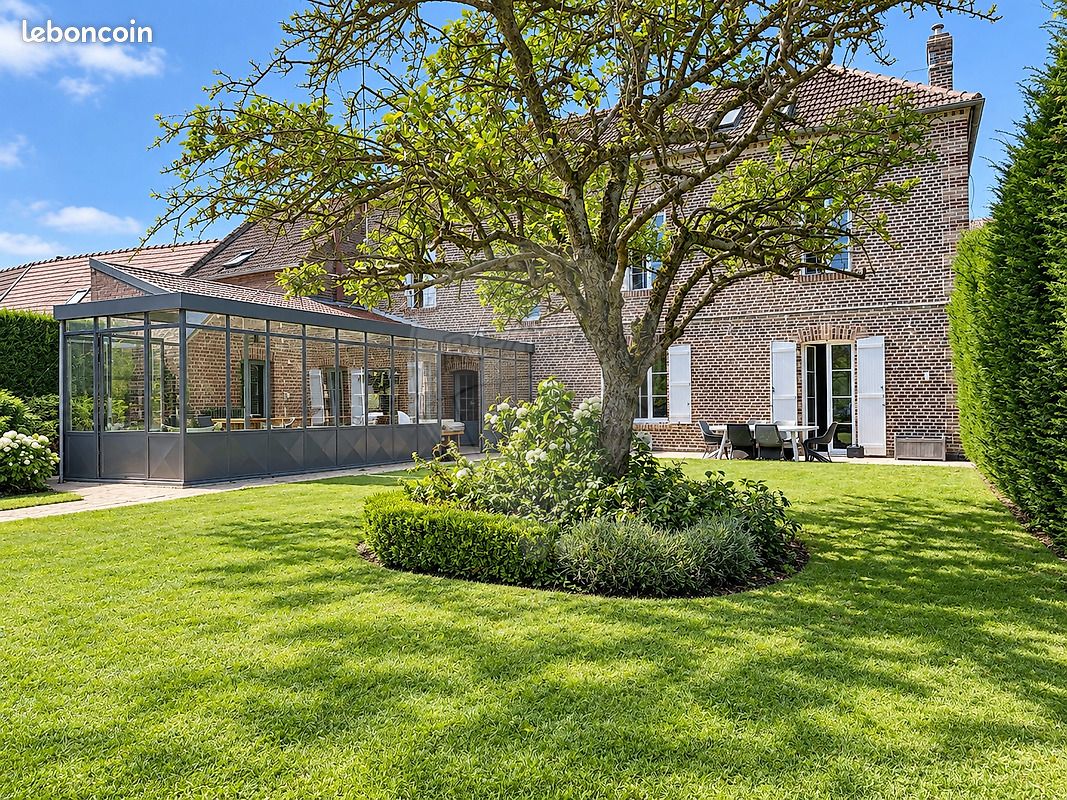 Maison 10 pièces 255 m² · à Compiègne · 255 m² · 660 000 €