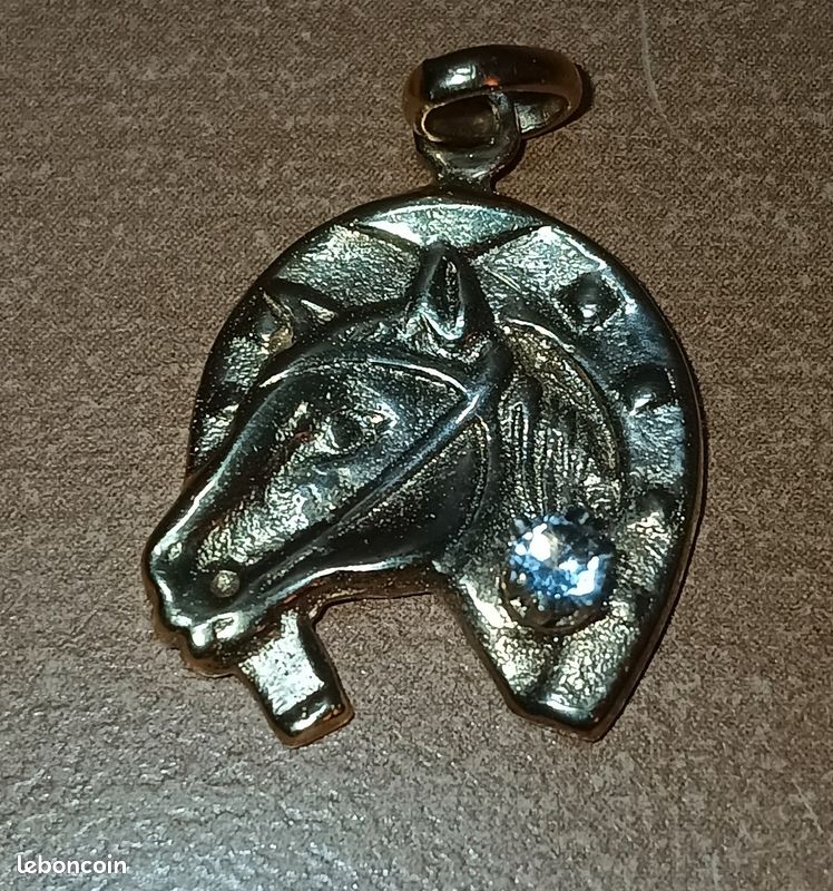 Pendentif tête de cheval 🐎 (image 1)