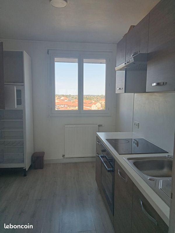 Appartement 3 pièces 52 m² · à Roanne · 52 m² · 500 €/mois