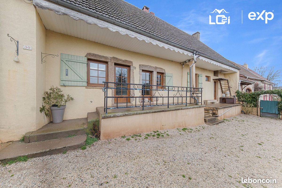 Maison 6 pièces 166 m² · à Molinot · 166 m² · 165 000 €