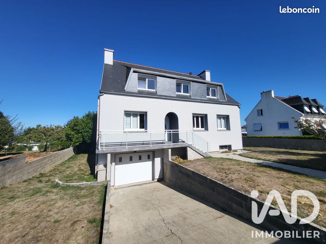 Maison 7 pièces 149 m² · à Plonéour-Lanvern · 149 m² · 289 000 €