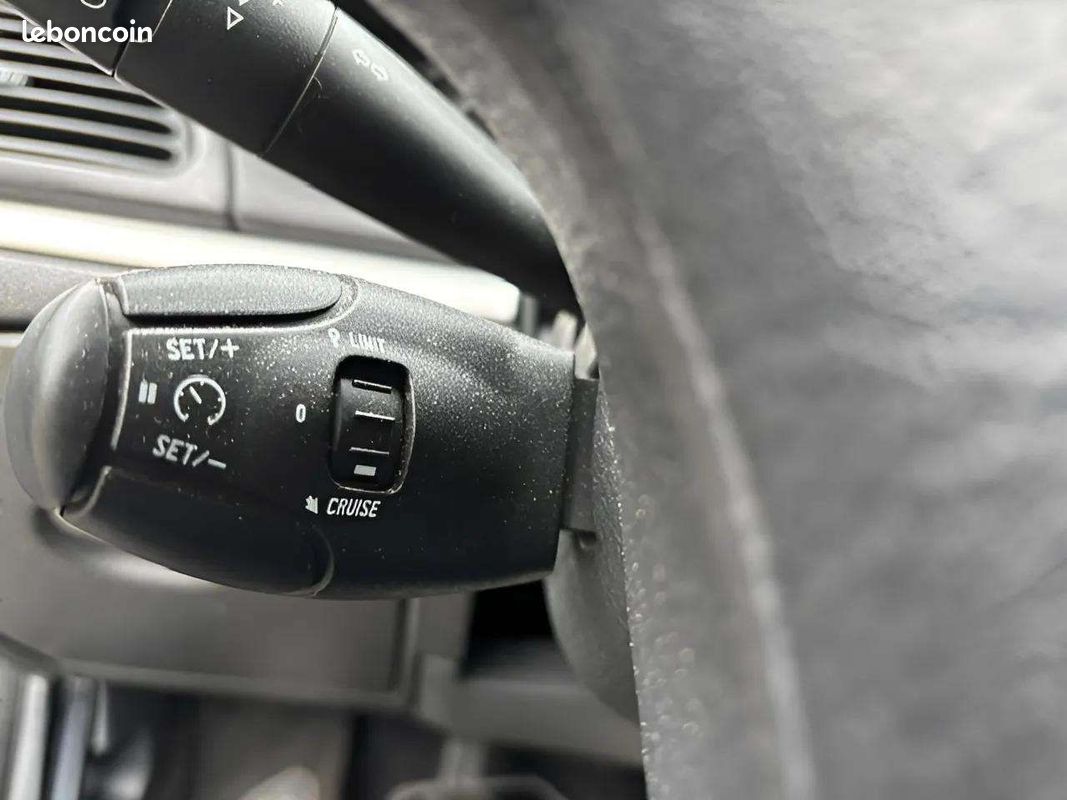 Citroen C5 1.6 HDI110 PACK AMBIANCE FAP (image 18)