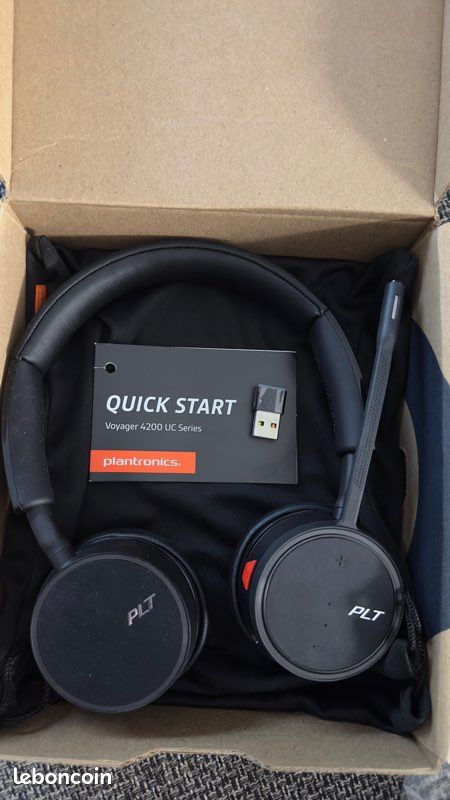 Casque Plantronics/Poly Bluetooth Voyager 4220 UC Photo, audio