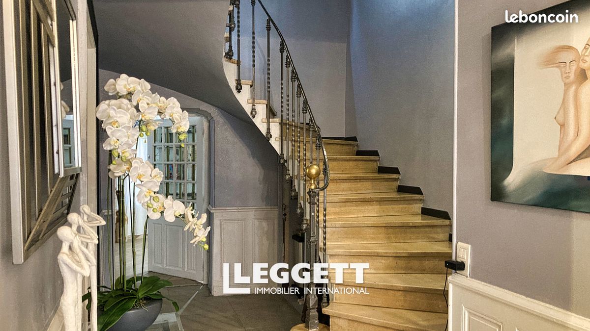 Maison 9 pièces 220 m² · à Gignac · 220 m² · 495 000 €