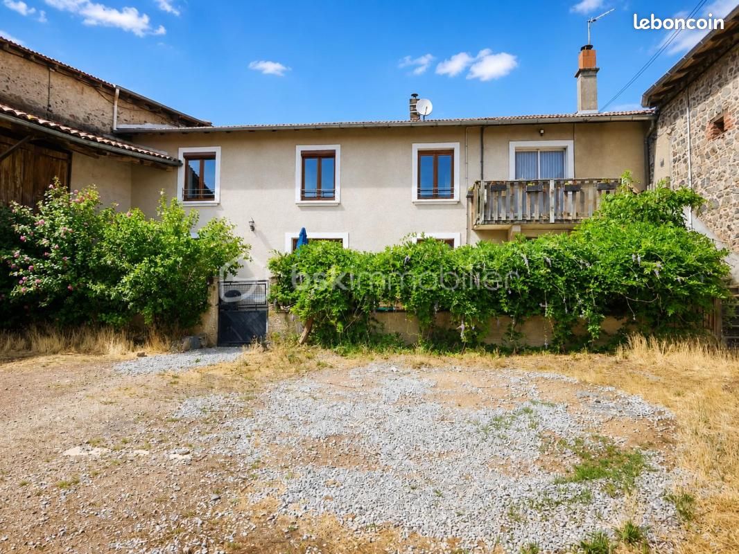 Maison 10 pièces 210 m² · à Luré · 210 m² · 199 000 €