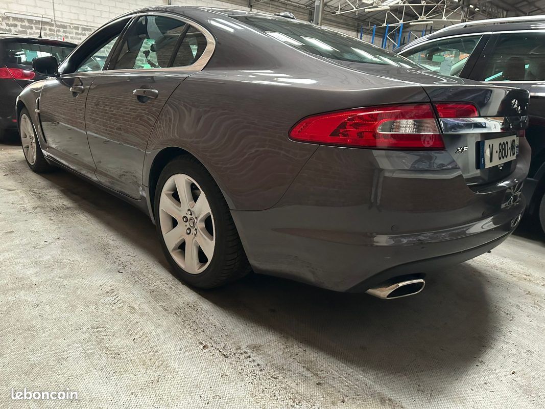 Jaguar xf s 3.0 v6 portfolio 275 cv (image 4)