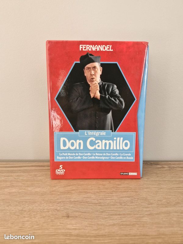 Coffret DVD : Don Camillo intégrale (image 1)