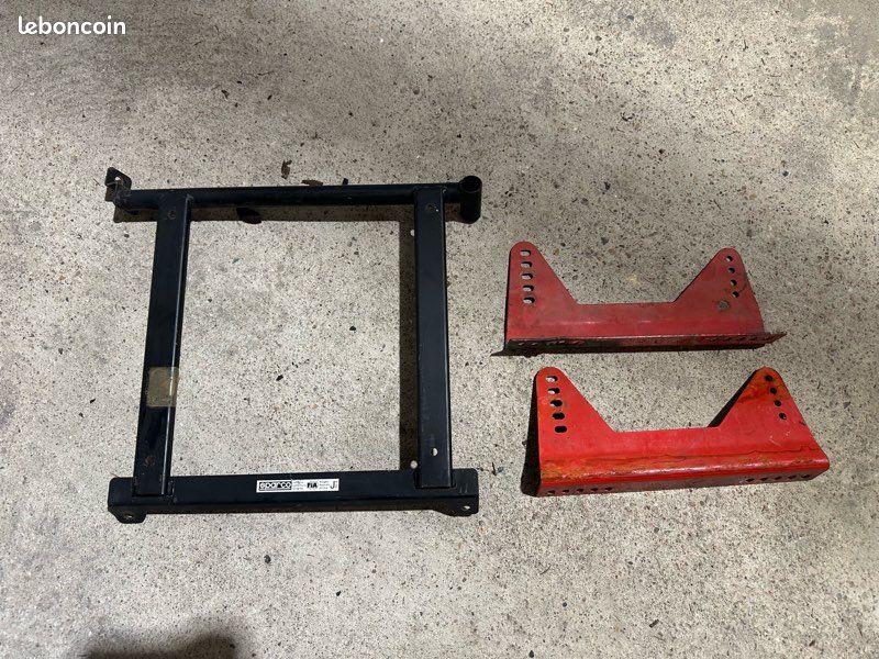 Jeu De Plaquettes De Frein Avant + Arrière Honda CRM 125 Jeu De Plaquettes De Frein Avant + Arrière Honda CRM 125