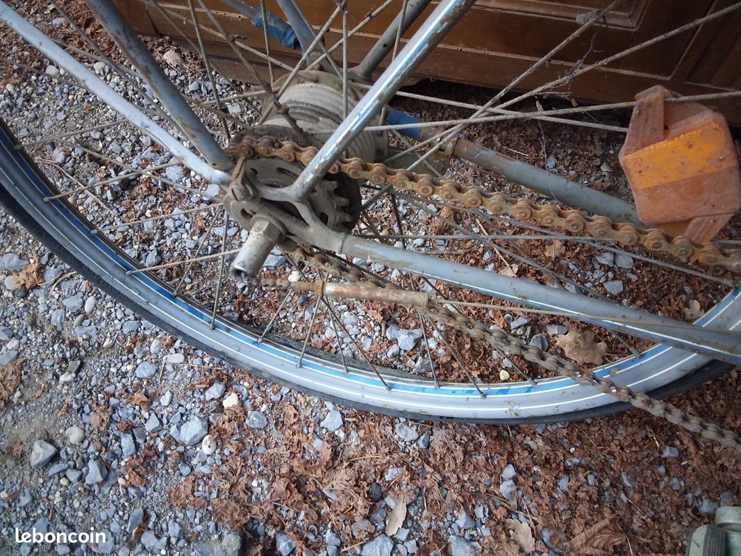 Cône d'entrainement Torpédo à crans Vélo vintage. Neuf d'époque ancien stock NOS