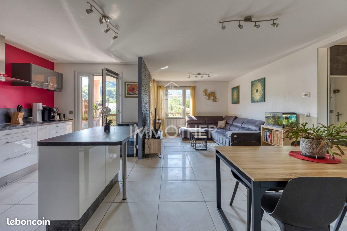 Appartement 4 pièces 79 m² · à Eybens · 79 m² · 195 000 €