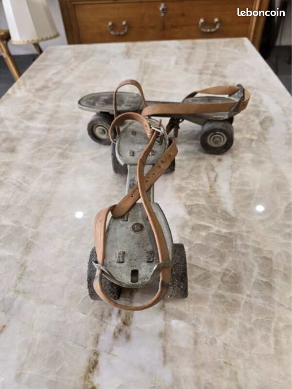 Anciens Patins à Roulettes Speedy Réglables - France Années 1970 - Quads Taille 36-40