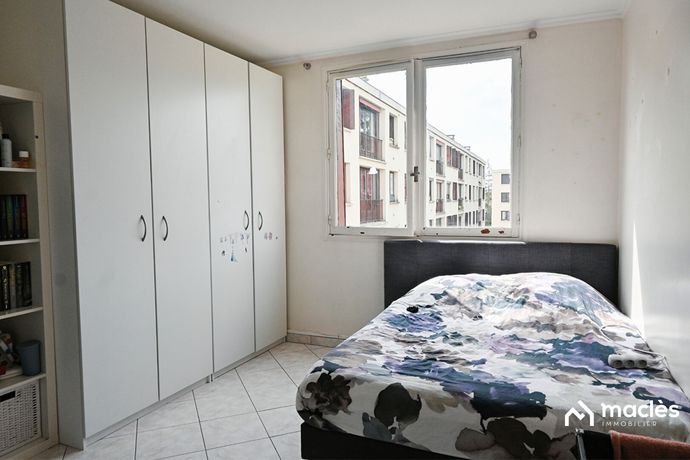 Appartement a louer garges-les-gonesse - 4 pièce(s) - 91 m2 - Surfyn