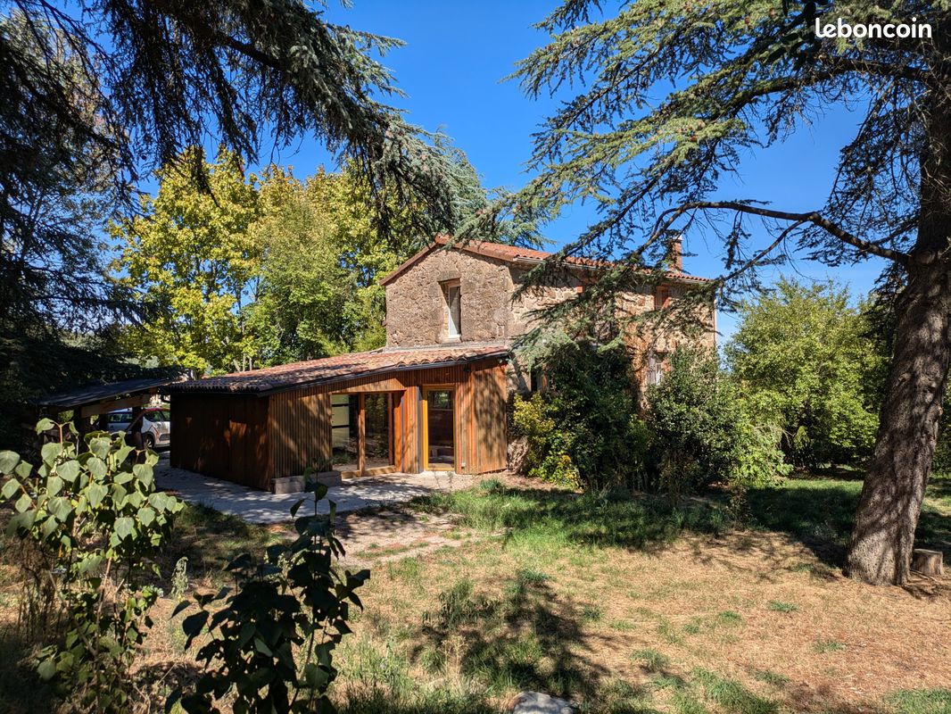 Maison 6 pièces 120 m² · à Saint-Romain-d'Ay · 120 m² · 295 000 €