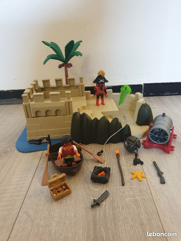 Playmobil repére des pirates (image 1)