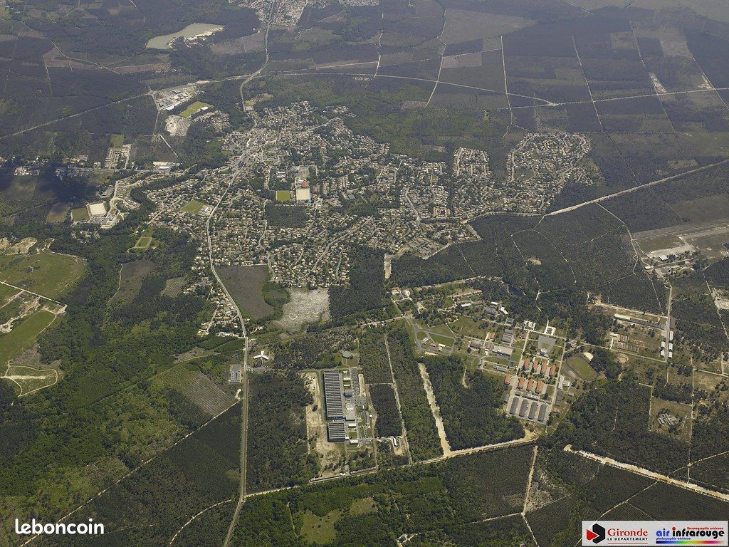 Terrain 1 150 m² Martignas Sur Jalle · à Martignas-sur-Jalle · 180 000 €