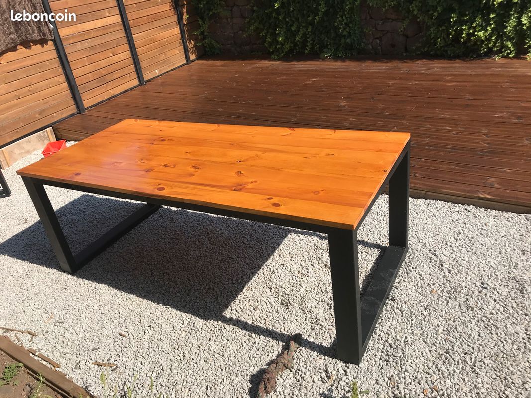 Table bois métal (image 1)