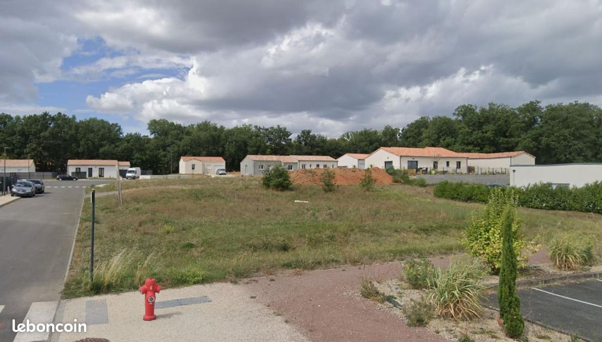 Terrain 907 m² Dissay · 49 900 €