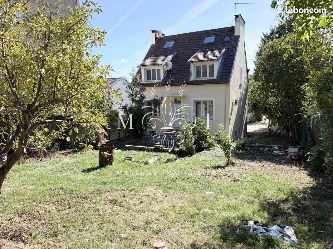 Maison 11 pièces 250 m² · à Fontenay-sous-Bois · 250 m² · 840 000 €