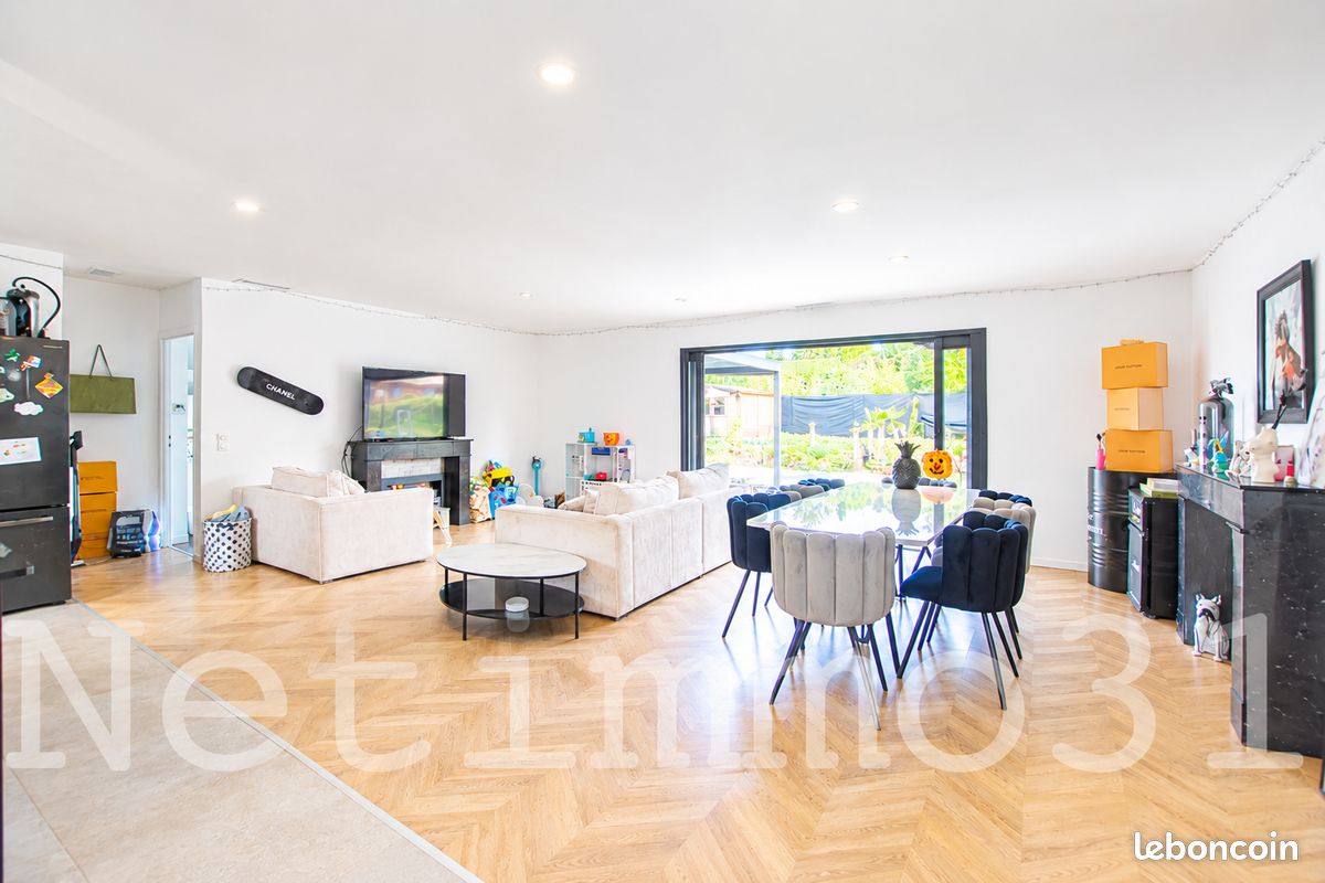 Maison 4 pièces 133 m² · à Cuq-Toulza · 133 m² · 372 000 €