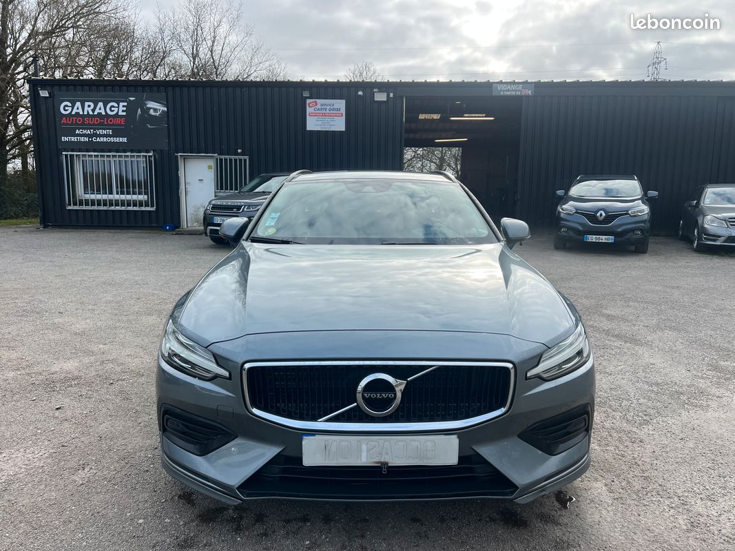 Volvo v60 D3 150cv année 2019 R-DESIGN (image 1)