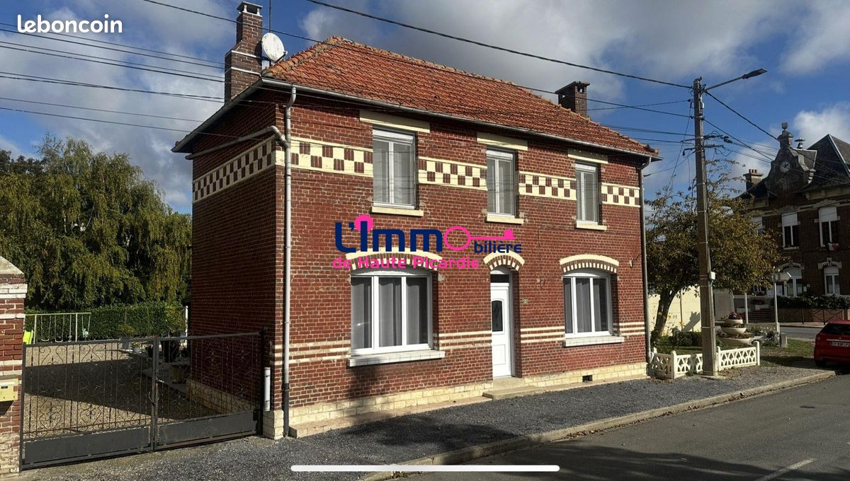 Maison 8 pièces 183 m² · à Saint-Christ-Briost · 183 m² · 214 900 €