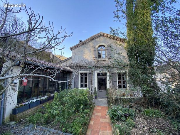 Maison 6 pièces 150 m²