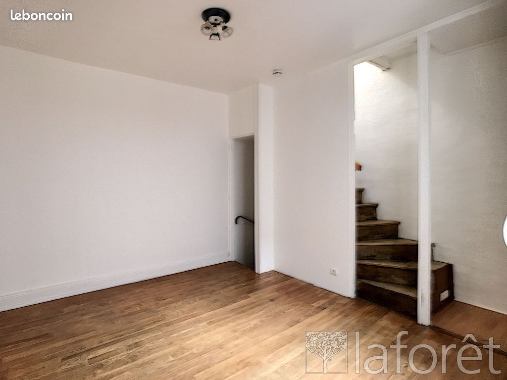 Appartement 2 pièces 38 m² · à Châlons-en-Champagne · 38 m² · 350 €