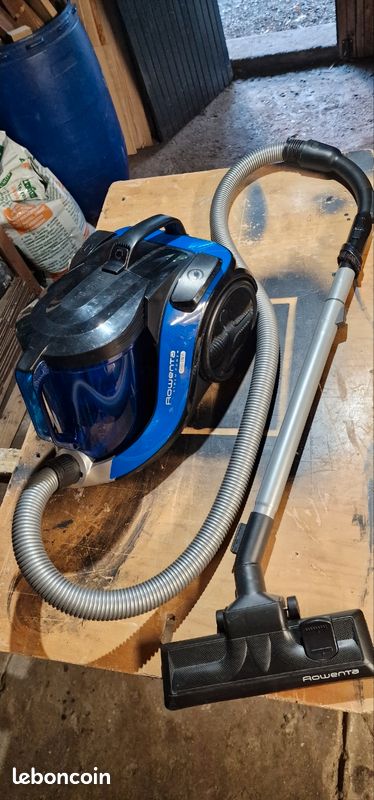 Aspirateur rowenta power cyclonic Électroménager