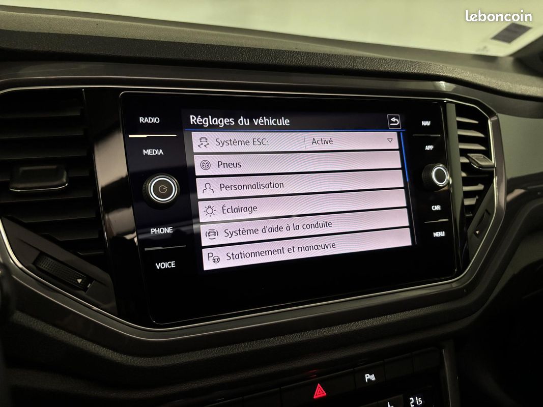 VOLKSWAGEN T-ROC 2.0 TDi 150 R-LINE DSG7 ATTELAGE CAMERA ACC (image 47)