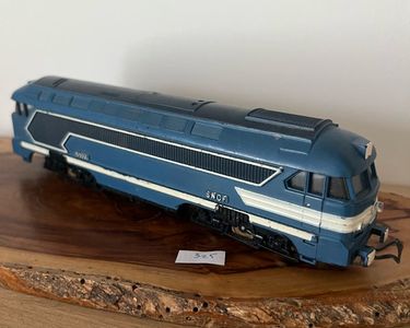 Train Électrique HO Loco 68000 + 4 Wagons Voyageurs + Transfo Troby - Occasion