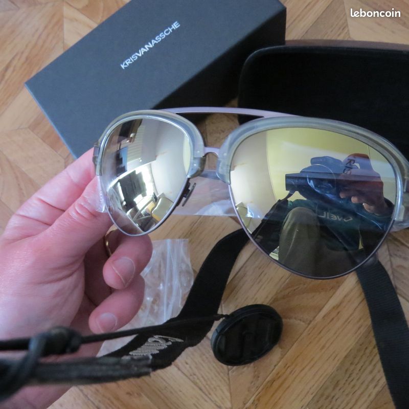 Lunettes de soleil Kris Van Assche Gris et Doré (image 1)
