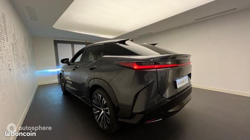 Lexus Rz 500e Executive MC26 (image 7)