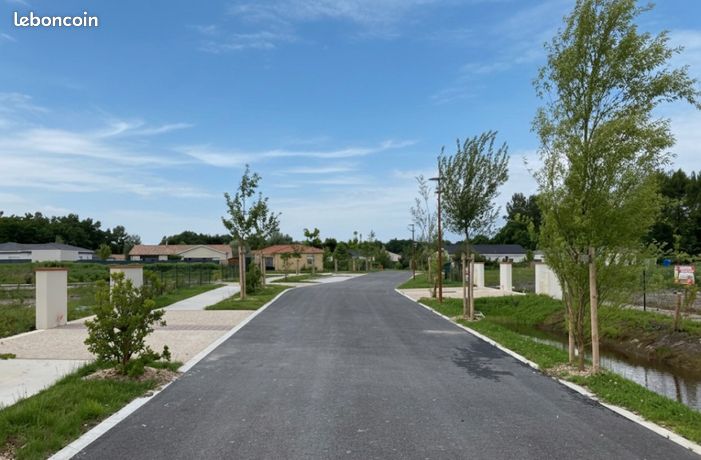 Terrain 840 m² Salaunes