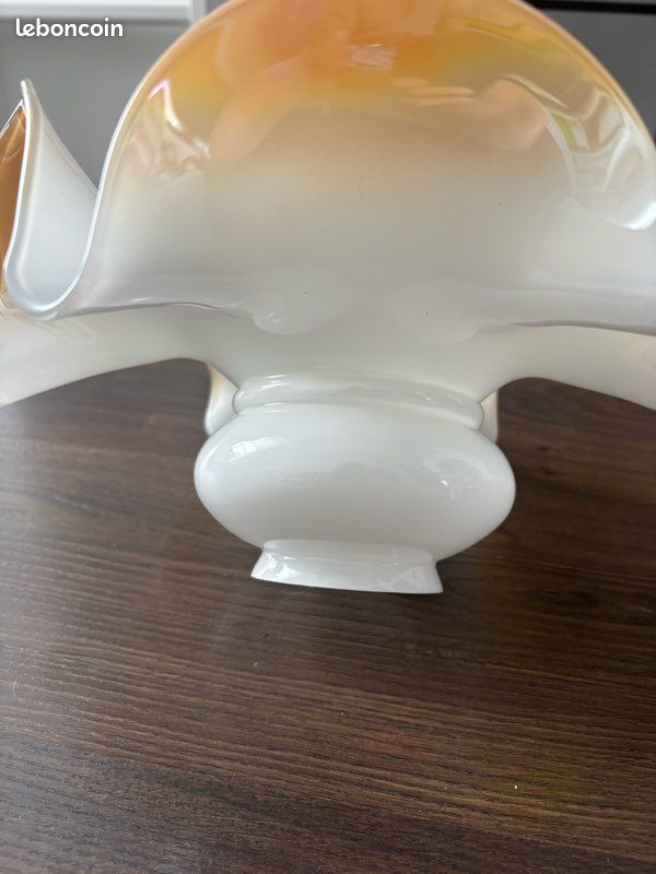 🌟 Abat-jour en opaline – Verre festonné irisé – Dégradé orange blond – Vintage – Très bon état (image 5)