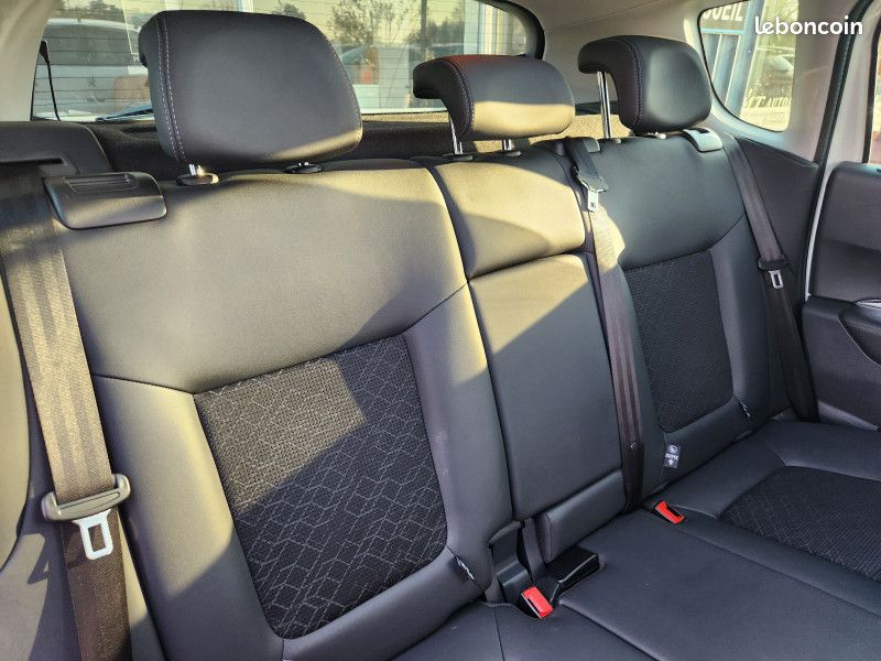 Peugeot 3008 1.6 HDI115 FAP ALLURE GARANTIE 12 MOIS (image 11)