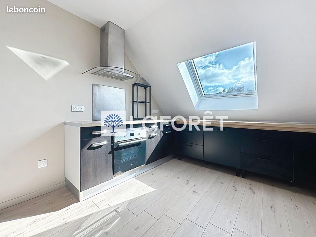 Appartement 3 pièces 62 m² · à Châtillon-sur-Thouet · 62 m² · 615 €/mois