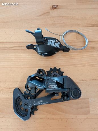 Ensemble Commandes SRAM X-O 9 Vitesses - Carbone Rouge - Gauche/Droite - Occasion