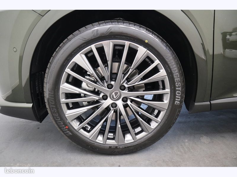 Lexus RX 450h+ Executive 4WD PHEV M (image 15)