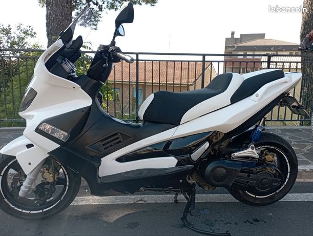 Motorcycle Gilera Nexus 300 Prestazioni Nexus 300 Gilera Nexus 500