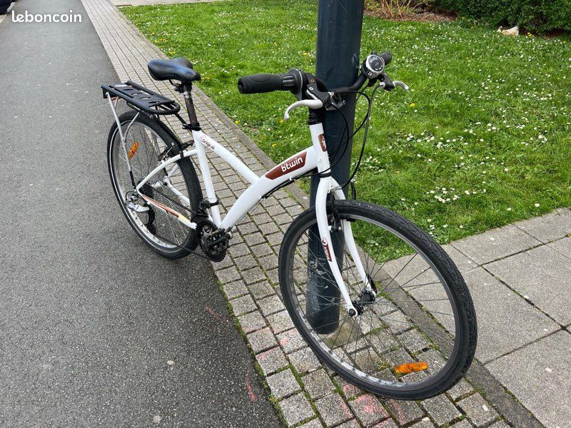 COUVRE SELLE VELO WATERRESIST XL BLACK BTWIN
