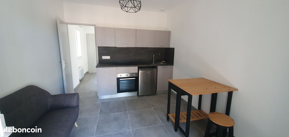 Appartement 2 pièces 24 m² · à Venelles · 24 m² · 650 €