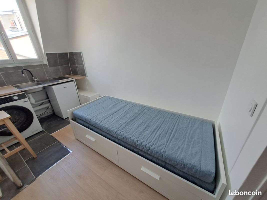 Appartement 1 pièce 11 m² · à Paris · 10,5 m² · 950 €/mois