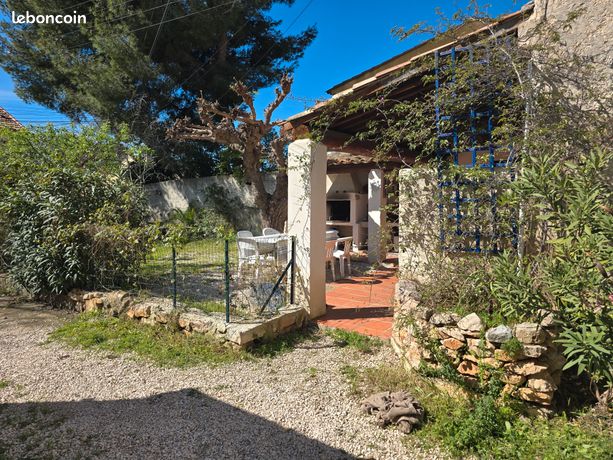 Maison rénovée 4 pièces avec maison attenante 2 pièces, atelier et dépendance secteur des 4 chemins des routes